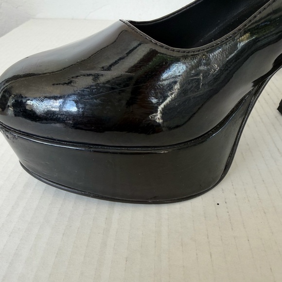 Pleaser Black Patent Mary Jane Platform Heels Size 8.5 - Picture 16 of 16
